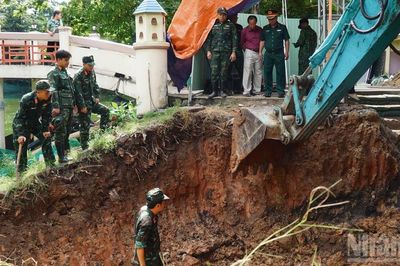 [Ảnh] Tiếp tục mở rộng phạm vi tìm kiếm hài cốt liệt sĩ tại Công viên Lê Thị Riêng