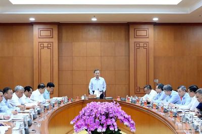 Cơ cấu lại Tập đoàn Công nghiệp Than-Khoáng sản Việt Nam theo hướng thực chất, có trọng tâm