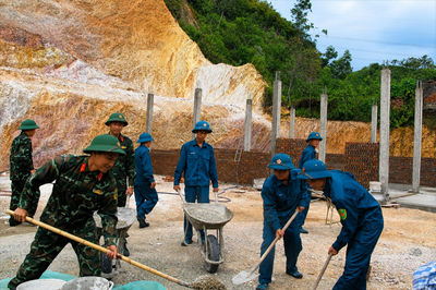 Xây nhà mới, sưởi ấm cuộc đời