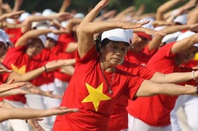 Đề xuất hướng dẫn kiến thức, kỹ năng chuẩn bị cho tuổi già đối với người từ 40 tuổi trở lên