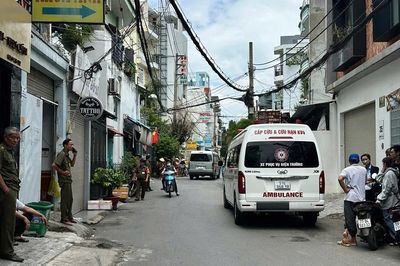 Người đàn ông tử vong trong tư thế treo cổ trong phòng trọ