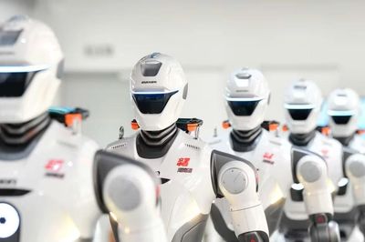 Vì sao Mỹ cấm robot hình người của Trung Quốc?