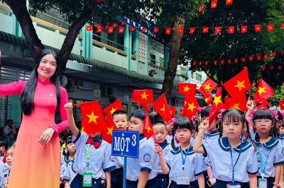 TPHCM công bố chính sách học phí, siết các khoản thu và mua đồng phục đầu năm học mới
