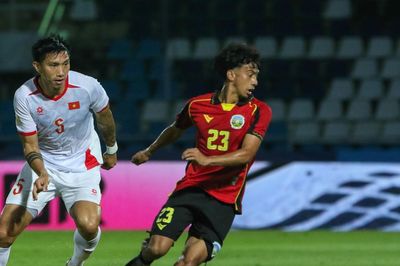 Tuyển Việt Nam: Nỗi lo không mang tên Mitchell Baker