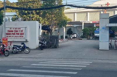 Tìm người mẹ trẻ sinh mổ rồi bỏ rơi con ở Trung tâm Y tế Phú Quốc