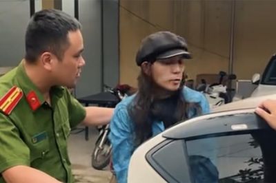 Công an truy bắt kẻ trốn cai nghiện, ngụy trang tóc giả bỏ chạy suốt 10km