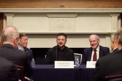 Ukraine chưa vội giành lại Crưm, Nga chỉ trích 'tối hậu thư' của phương Tây