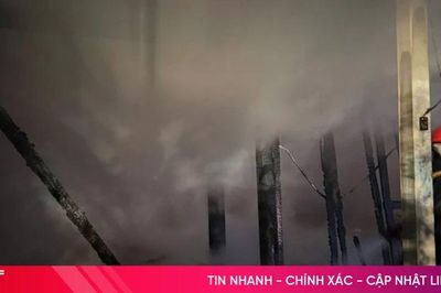 Khống chế vụ cháy nhà dân ở Hương Khê