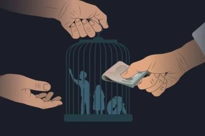 Mua bán người - hành trình trở về từ bóng tối