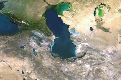 Chiến sự Iran và Ukraine đang giao nhau tại hồ nước lớn nhất thế giới