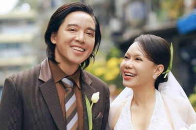 Việt Hương khoe quà kỷ niệm ngày cưới do chồng kỳ công chuẩn bị