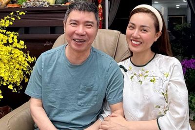 Vợ trẻ nói về NSND Công Lý