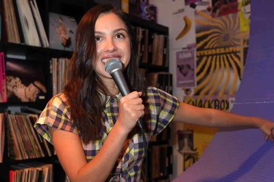 Olivia Rodrigo tiết lộ ca khúc khiến cô bật khóc ngay sau khi hoàn thành