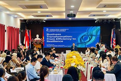Doanh nghiệp Việt trong 'kỷ nguyên bất định': 'Xanh' và linh hoạt hơn