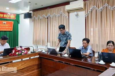 Nâng chất lượng sinh hoạt chi bộ ở các địa phương đầu nguồn sông Tiền