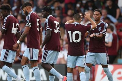 Aston Villa thua Real Sociedad 2-4 khi hàng thủ lộ khoảng trống ở giao hữu hè 2026
