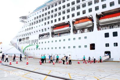Khai thác lợi thế du lịch tàu biển