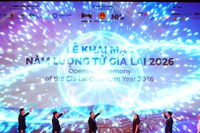 Khai mạc Năm Lượng tử Gia Lai 2026 và trao giải cuộc thi Hackathon quốc tế về tính toán lượng tử