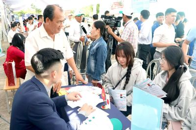Đồng bộ giải pháp kết nối việc làm