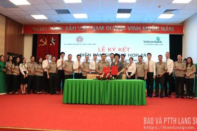 Thi hành án dân sự tỉnh và Vietcombank Chi nhánh Lạng Sơn ký kết biên bản ghi nhớ hợp tác