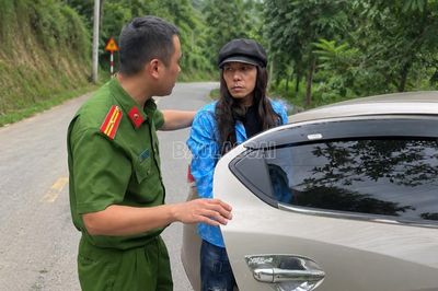 Lào Cai: Hóa trang tinh vi, đối tượng tàng trữ trái phép chất ma túy vẫn không thoát lưới lực lượng công an