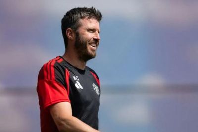 Ba điều INEOS cần trao cho Michael Carrick trước mùa Ngoại hạng Anh 2026/27