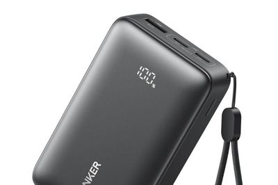 Anker Zolo Power Bank 10K 30W: Ba cổng sạc nhưng giới hạn 18W khi dùng đồng thời