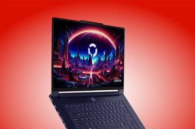Lenovo Legion 7a 15ASH11 ra mắt toàn cầu: Laptop gaming 1,55 kg với APU AMD Strix Halo phân bổ 48GB VRAM