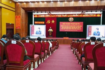 Khai mạc hội nghị toàn quốc nghiên cứu, học tập, quán triệt, triển khai thực hiện Nghị quyết Hội nghị Trung ương ba, khóa XIV