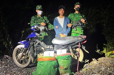 Khởi tố vụ án vận chuyển trái phép vật liệu nổ qua biên giới