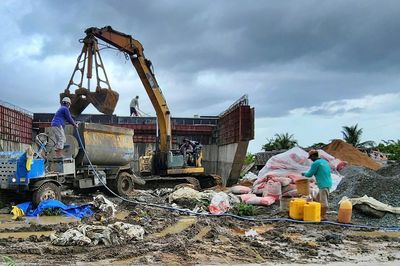 Tập trung gỡ vướng mắc, đẩy nhanh tiến độ đường Hồ Chí Minh qua Cà Mau