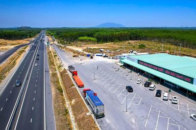 Cảnh báo chủ đầu tư thi công chậm tiến độ trạm dừng nghỉ cao tốc Phan Thiết - Dầu Giây