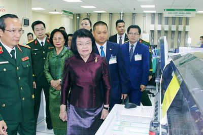 Chủ tịch Quốc hội Campuchia Samdech Khuon Sudary thăm Bệnh viện 108
