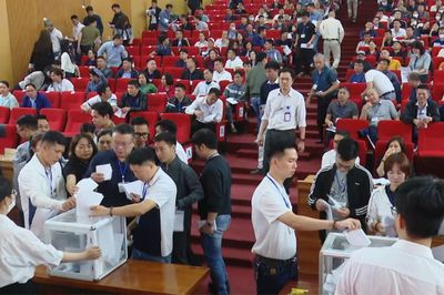 Đề xuất nâng tiền cọc đấu giá đất lên 50%