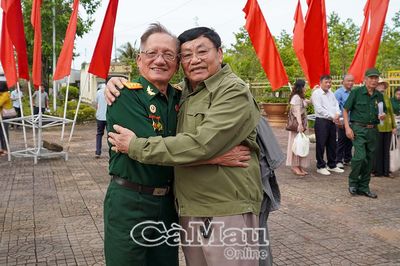 Cuộc gặp gỡ xúc động