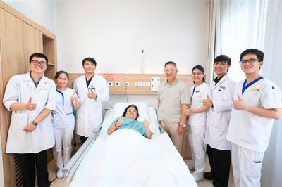 Vinmec Central Park cứu bệnh nhân Campuchia sốc nhiễm khuẩn nặng kèm đa bệnh nền