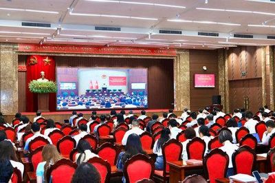 Đổi mới tư duy bảo vệ môi trường, chủ động thích ứng với biến đổi khí hậu