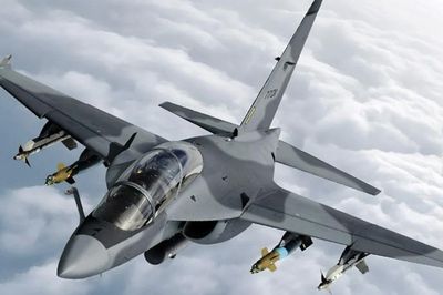 Indonesia chọn phi cơ M-346F Block 20 làm 'cầu nối' cho phi công F-16 và Rafale