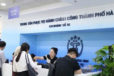 Bất cập bố trí cán bộ thuế tại Trung tâm hành chính công: Bộ Tài chính muốn được trả về cơ quan Thuế