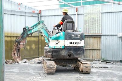 Hà Nội: Kiên quyết xử lý vi phạm đất đai, trật tự xây dựng