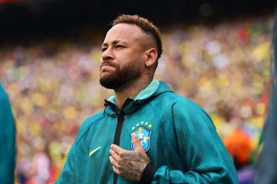 'Neymar thuộc nhóm tiền đạo tệ nhất lịch sử Brazil'