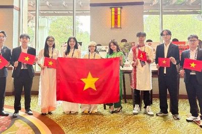 Đội tuyển Việt Nam giành huy chương vàng tin học văn phòng thế giới