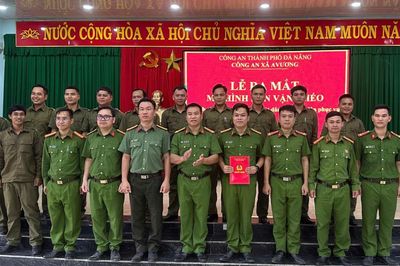 Ra mắt mô hình 'Cảnh sát khu vực gần dân, sát dân, vì nhân dân phục vụ'