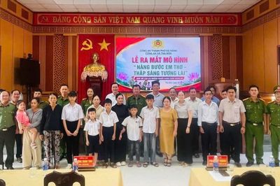 'Nâng bước em thơ - Thắp sáng tương lai'