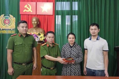 Gương người tốt việc tốt