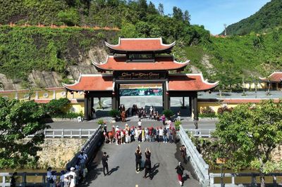 Ngày hội Đông Giang thu hút hàng nghìn du khách đến khu vực phía Tây Đà Nẵng