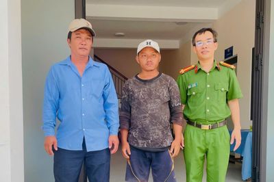 Công an xã Tam Anh kịp thời bàn giao người đi lạc về gia đình