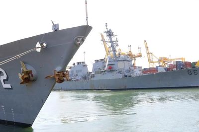 Tàu sân bay USS George Washington thăm hữu nghị TP Đà Nẵng