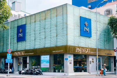 Thêm một nhóm quỹ ngoại rời ghế cổ đông lớn của PNJ