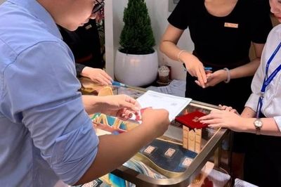 [SPOTLIGHT] PNJ chi hơn 7.000 tỷ mua lại kim cương từ khách hàng sau vụ buôn lậu